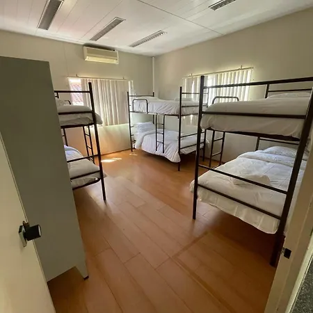 Hostel Residencial Sky Lounge *