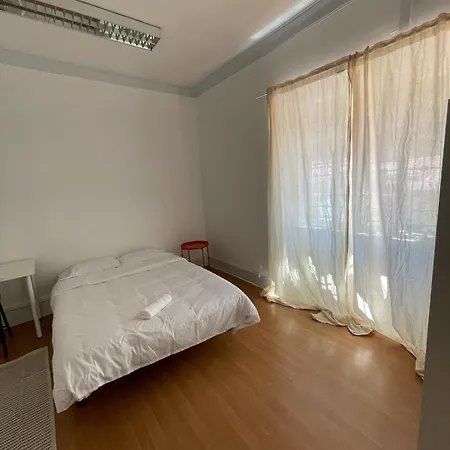 Residencial Sky Lounge Hostel *