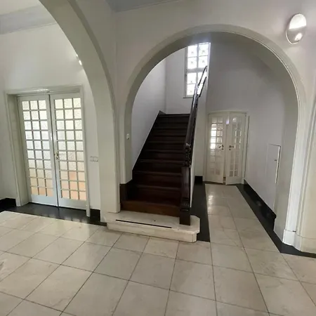 Residencial Sky Lounge Vandrarhem *