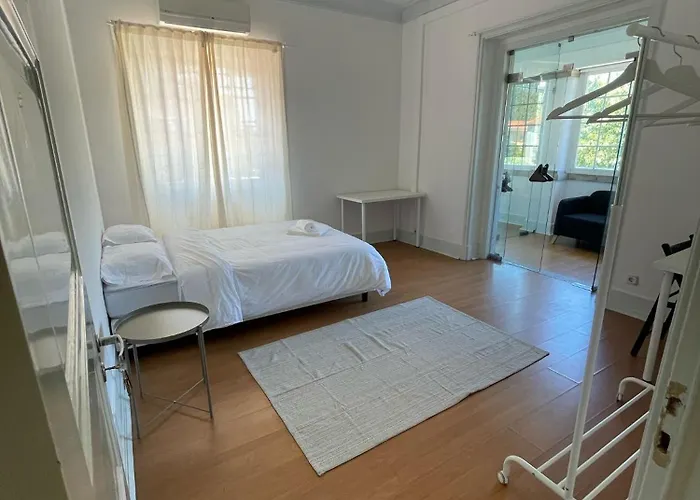 Residencial Sky Lounge אכסניה *