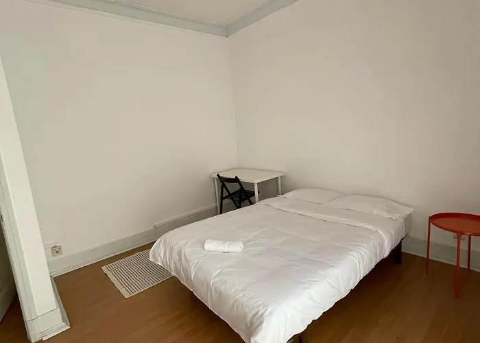 Residencial Sky Lounge אכסניה *