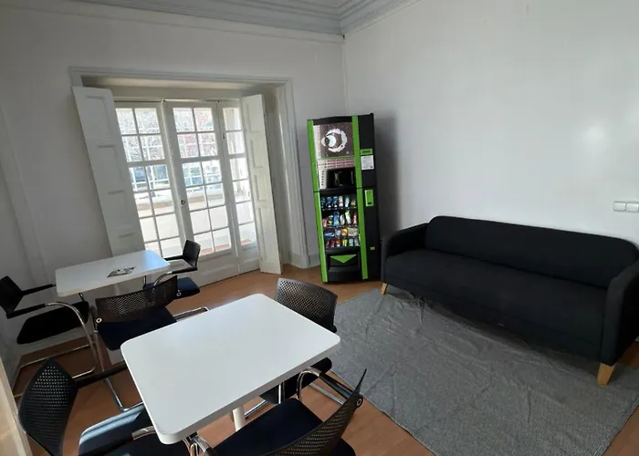 Residencial Sky Lounge אכסניה ליסבון