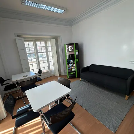 Residencial Sky Lounge 호스텔 리스본