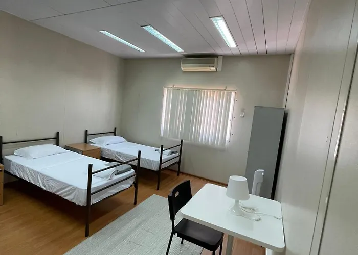 Residencial Sky Lounge Hostel